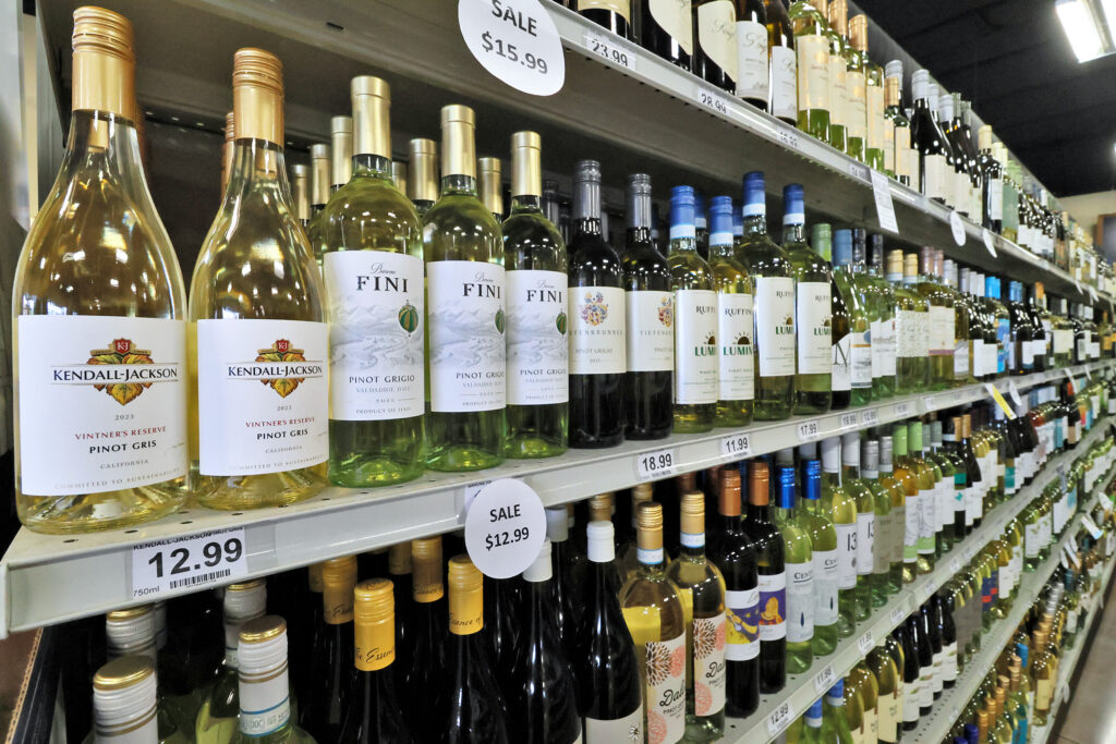 UWS Marketplace Photos_2025_White Wine